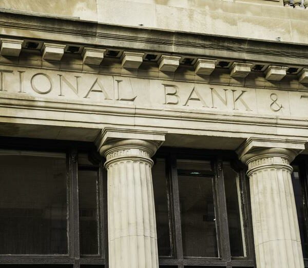 What’s The Difference Between Banks And Financial Institutions?