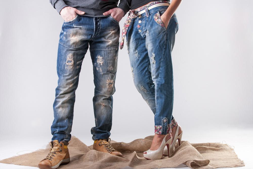 5 Ways to Distress Your Jeans