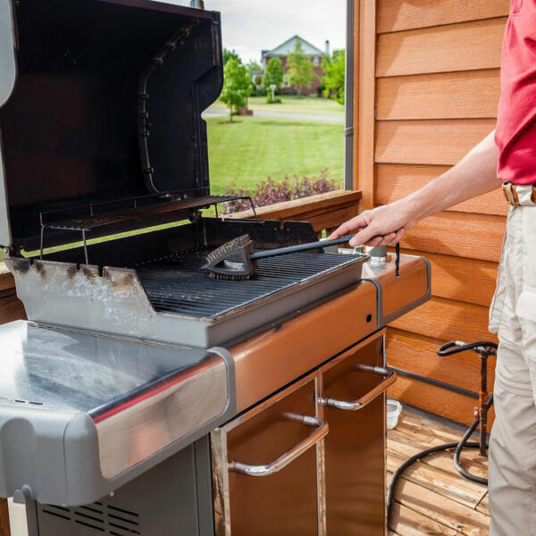 7 ways to keep the charcoal grill clean