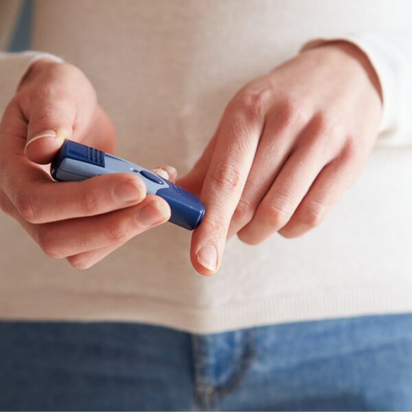 8 tips to help maintain normal blood sugar levels